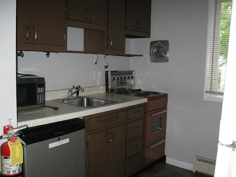 1517 W Main St #1 — Photo 4