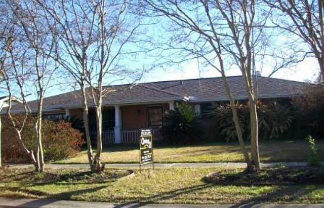 1st image of 3028 Lesley Dr