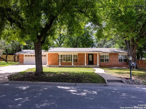 541 Cardinal, Kerrville, TX 78028