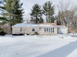 1594 S Branch Pkwy, Springfield, MA 01129