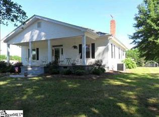 639 Knickerbocker Rd, Fountain Inn, SC 29644