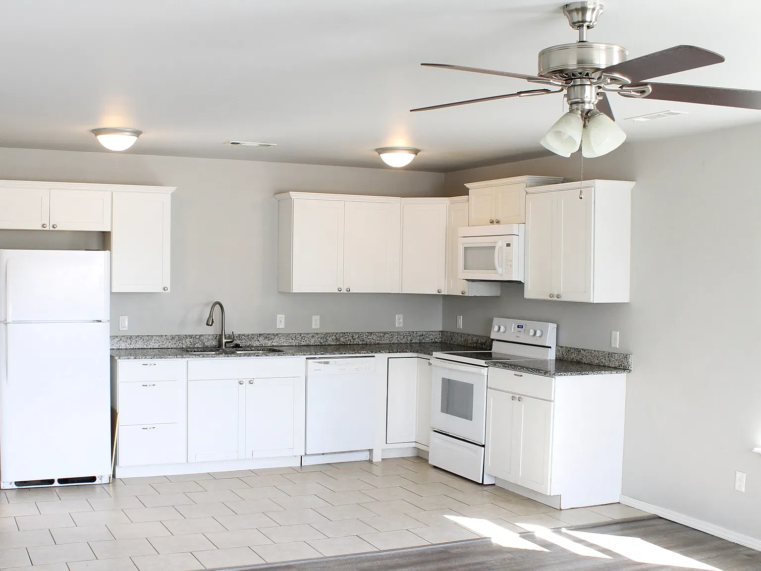 5007 Sw Fieldstone Blvd — Photo 2
