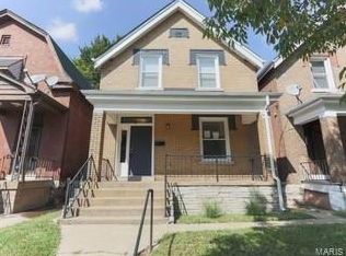 2845 Sidney St, Saint Louis, MO 63104