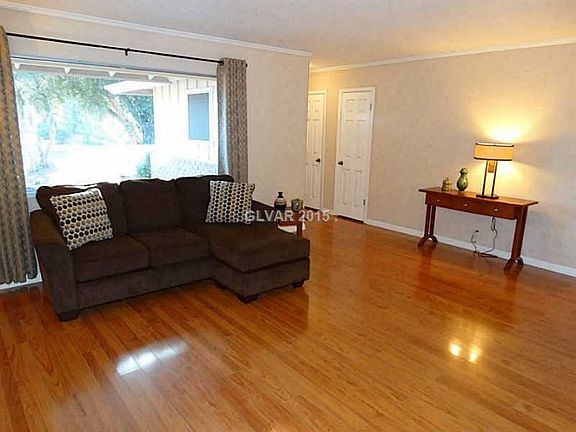 2nd image of 1516 Bryn Mawr Ave