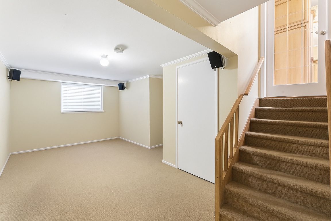 next background image