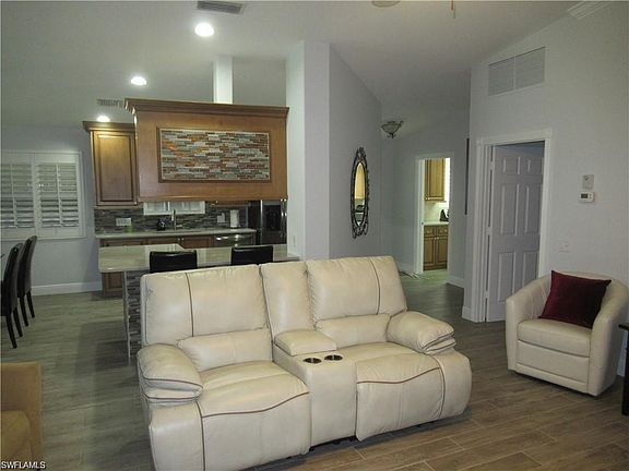 3rd image of 28117 Boccaccio Way