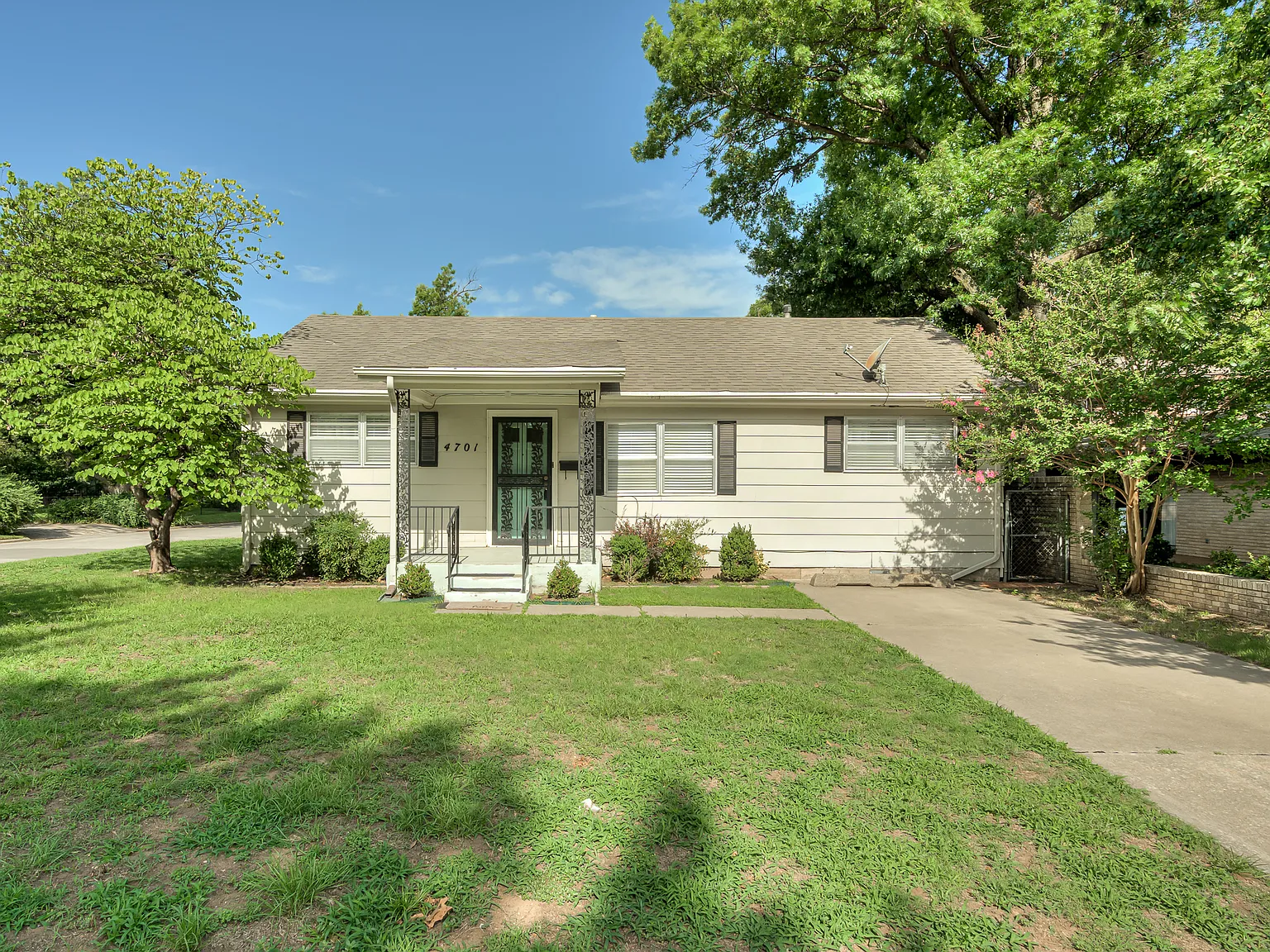 4701 North Peniel Avenue - 1 — Photo 3