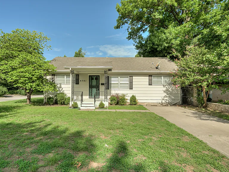 4701 N Peniel Ave — Photo 3