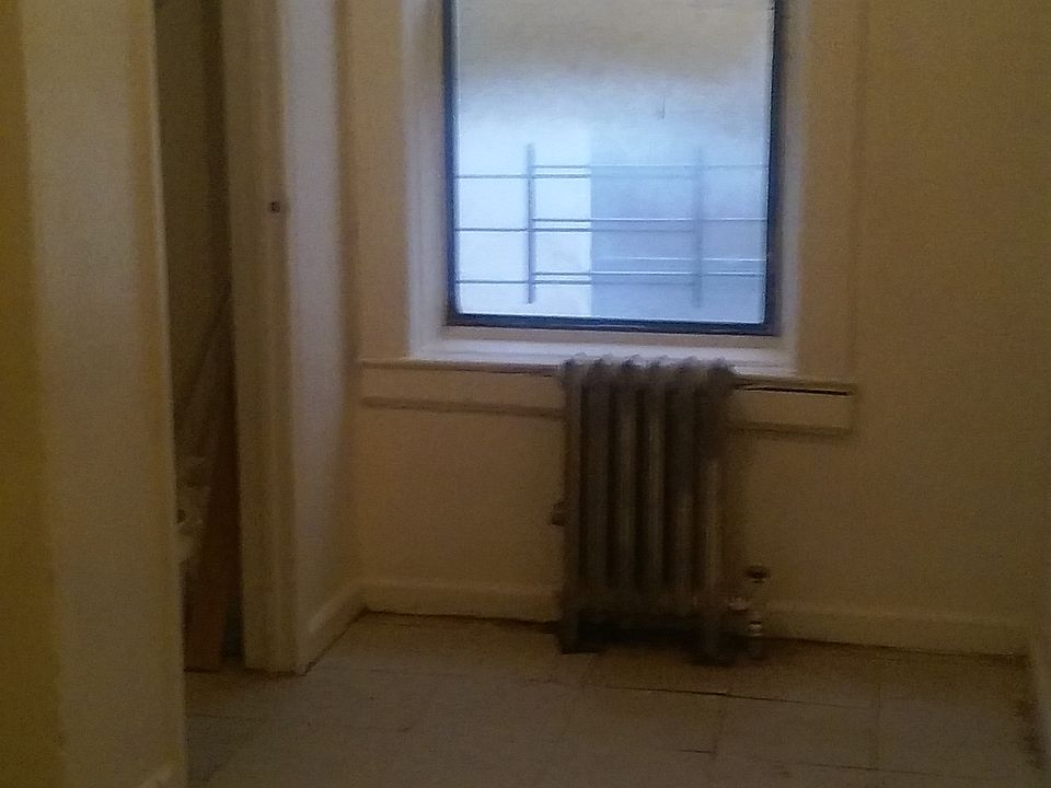 1st image of 207 W 147th St APT 2C