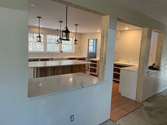 4th image of 28 Marion Rd