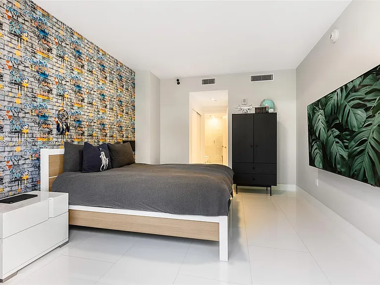 1 Collins Ave #207 — Photo 28