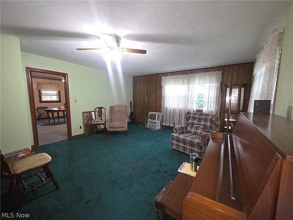 5th image of 108 Covington St