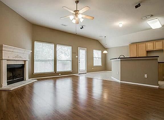 3rd image of 10468 Bear Creek Trl