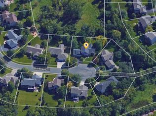 2555 Brinkhaus St, Chaska, MN 55318