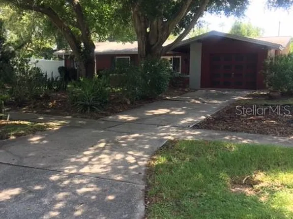1705 Woodridge Dr, Clearwater, FL 33756