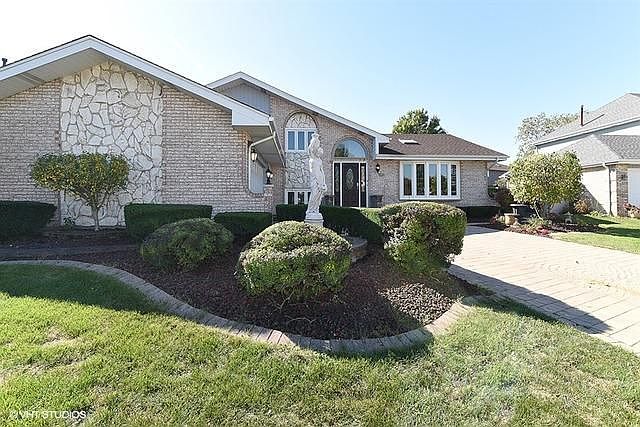 1st image of 8249 Aster Ln