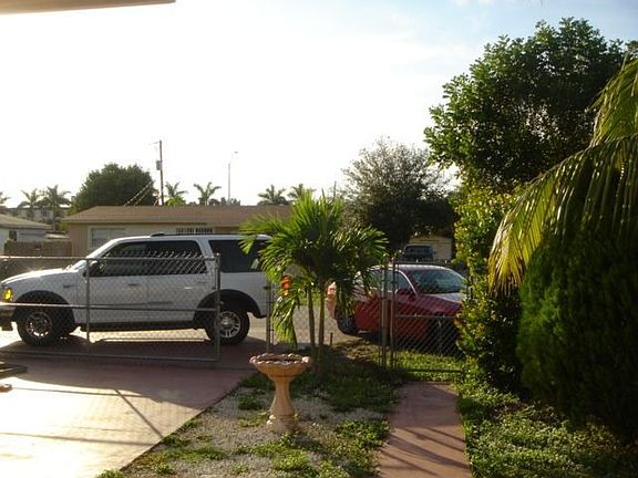 4th image of 15731 NW 41st Ave