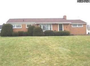 254 Overlook Blvd, Struthers, OH 44471