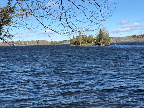 3 Station Rd, Piercefield, NY 12973