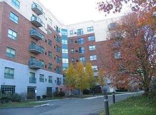 175 Cottage St APT 203, Chelsea, MA 02150