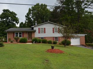 1109 Pineside Dr, Clemmons, NC 27012