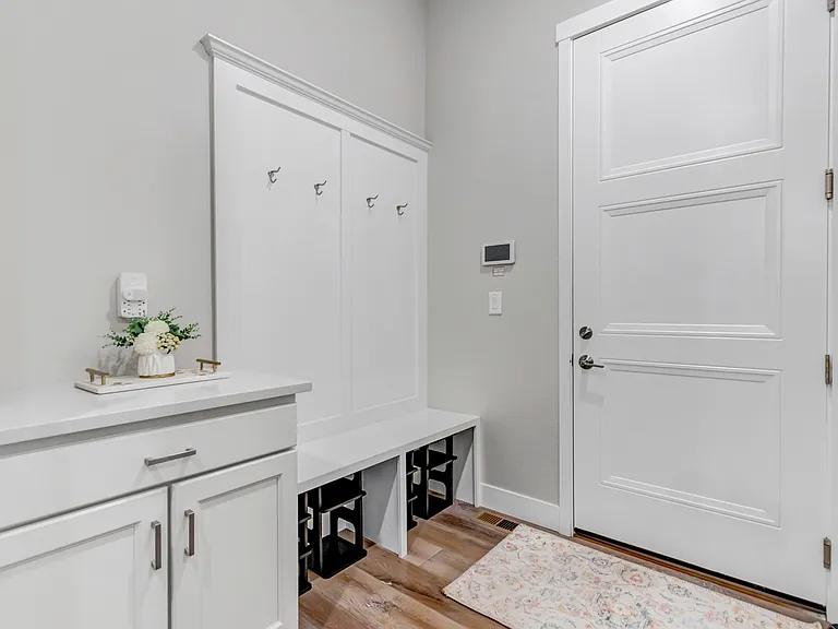 7015 Homeplace St — Photo 31