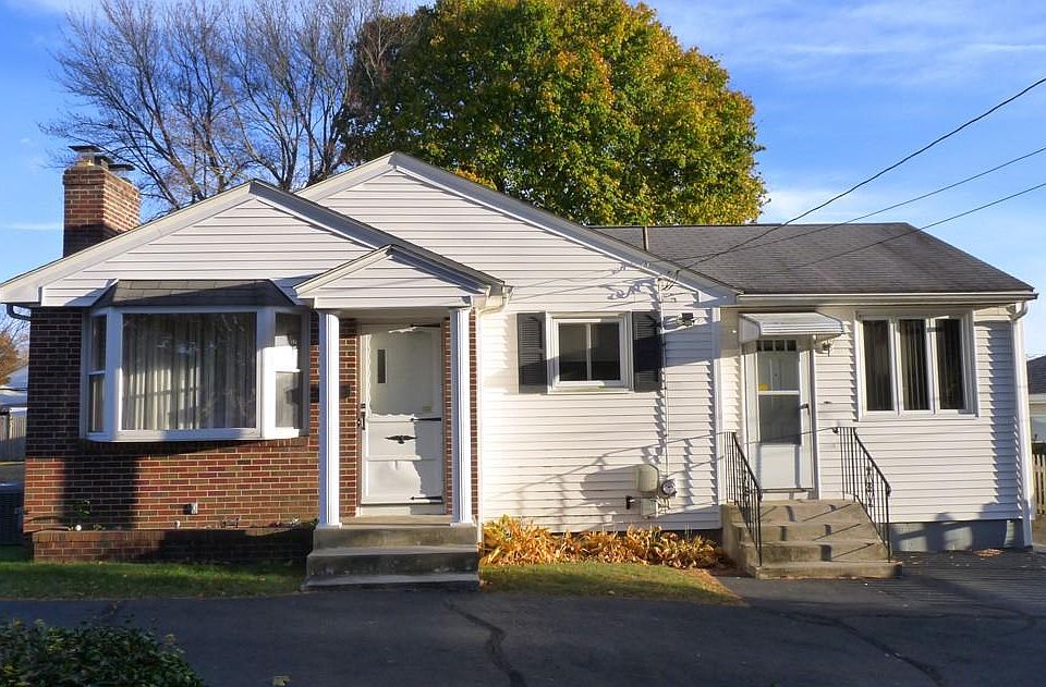 1st image of 16 Whipple Ct