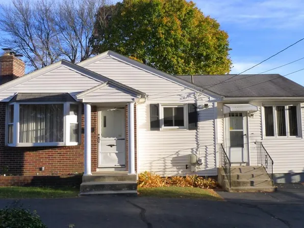 16 Whipple Ct, North Providence, RI 02911