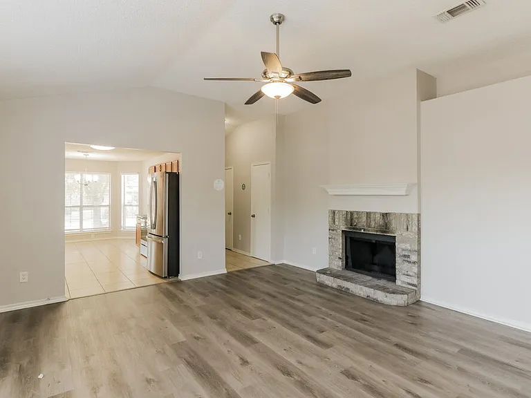 9234 Crimnson Ct — Photo 6
