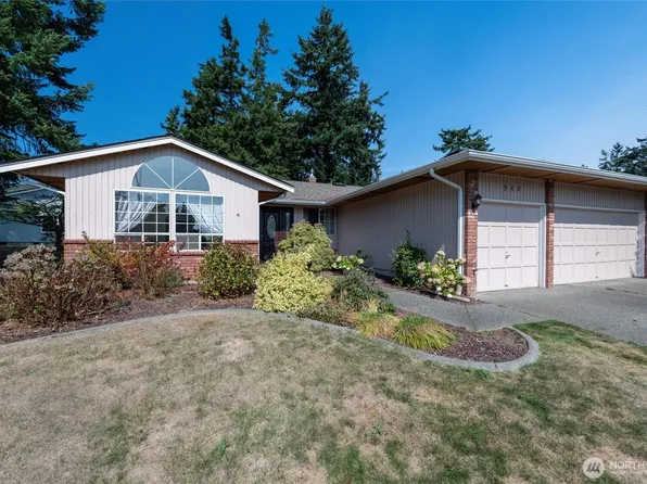 942 SW Barrington Drive, Oak Harbor, WA 98277
