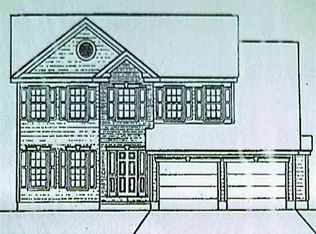 8 Mill Run Dr E, Greenbush, NY 12144