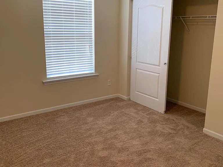 7122 Welsh Dr — Photo 12
