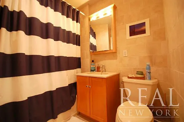 Rented by REAL New York | media 20