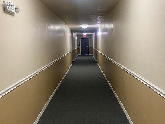 2nd image of 1695 Lee Rd APT C206