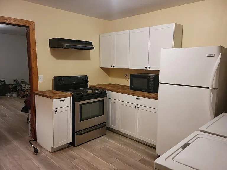 1202 Ridgeland Rd — Photo 3