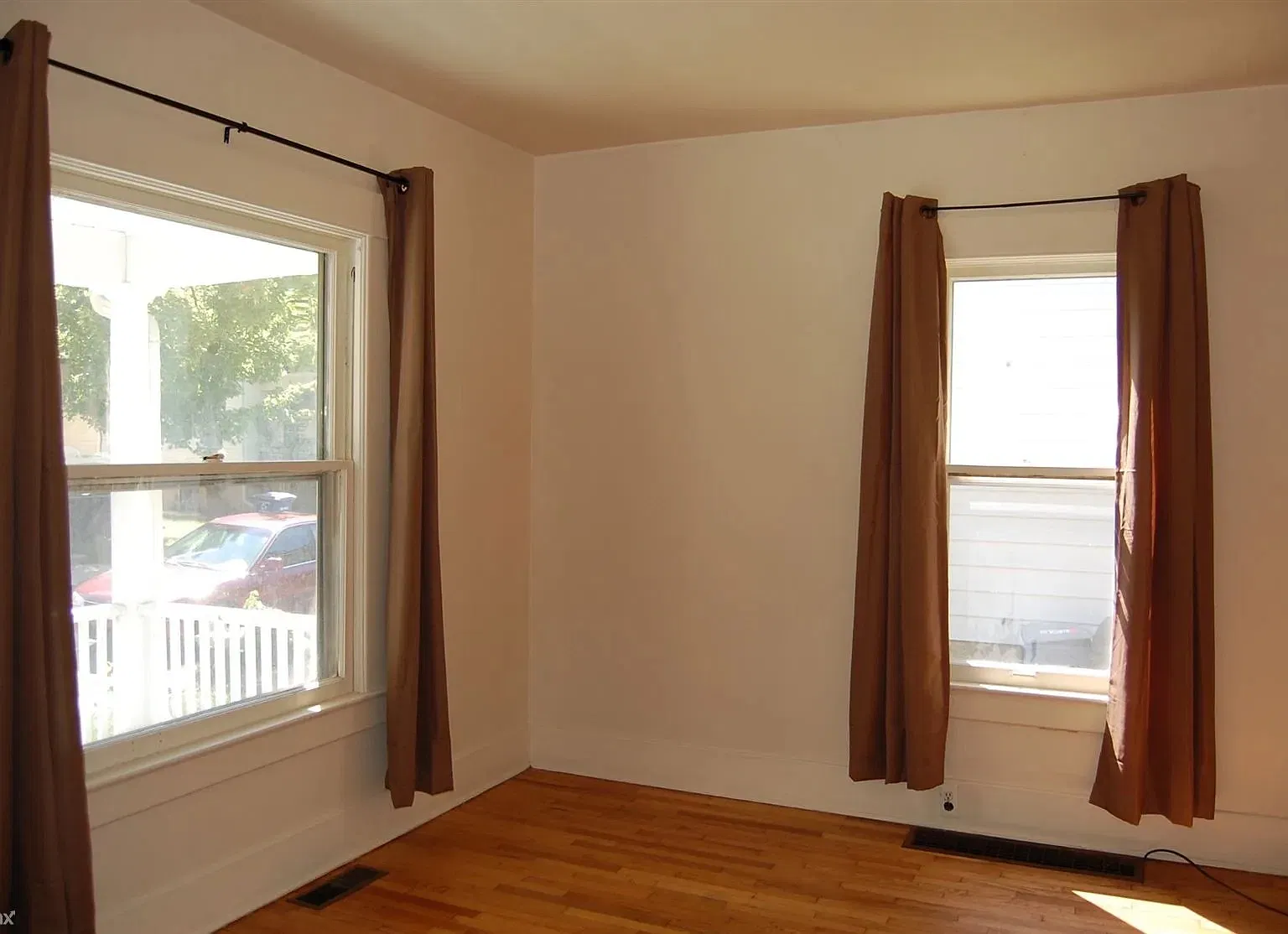 115 Adams - 1 — Photo 2