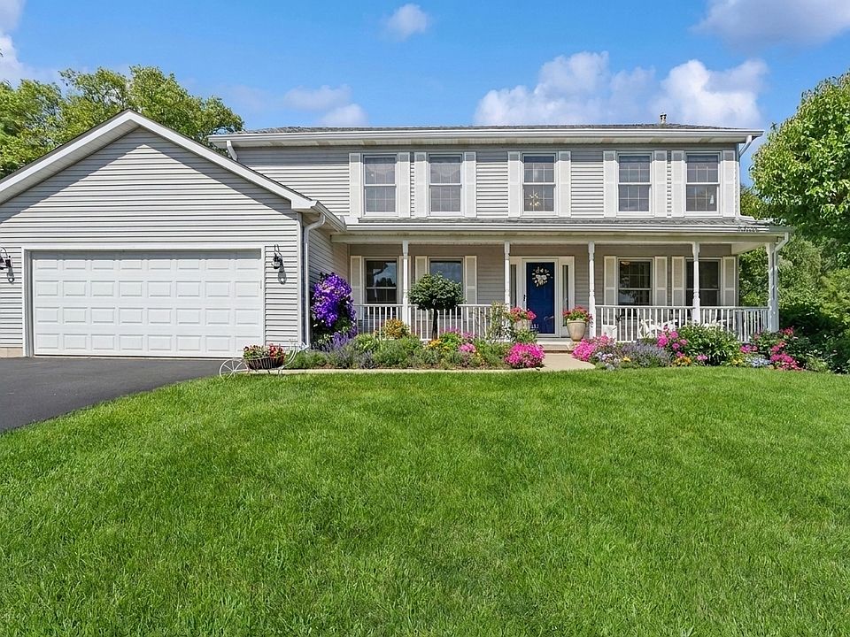 1st image of 334 Sequoia Ct