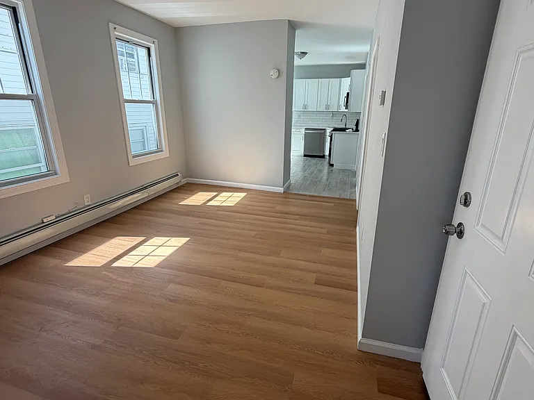 458 Livingston St #2 — Photo 10