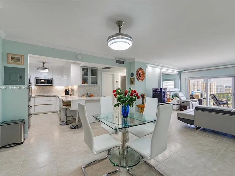 1980 S Ocean Dr #11K — Photo 9