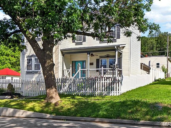 4th image of 1215 Georgia St