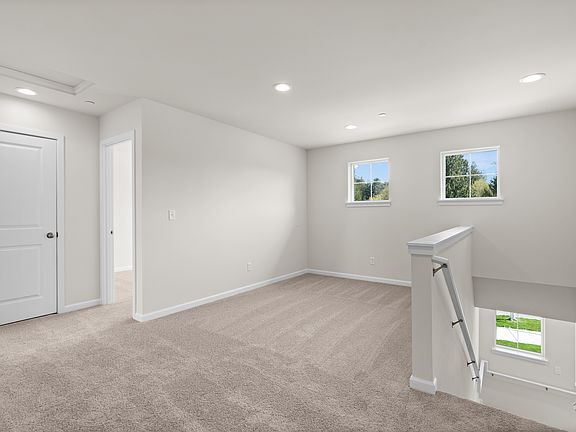 5th image of 7033 Quinn Ct SE