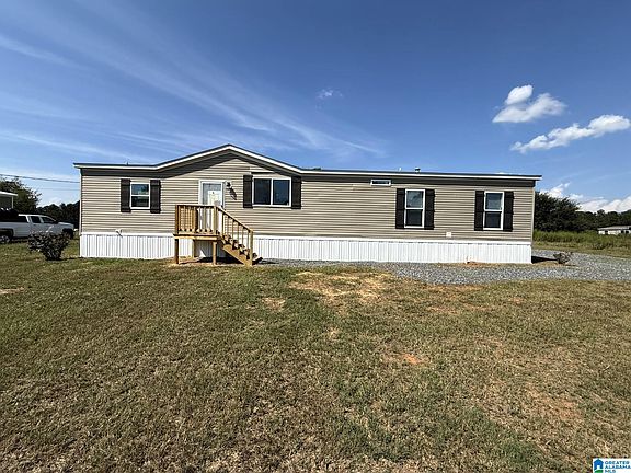 2nd image of 27 Willow Cir