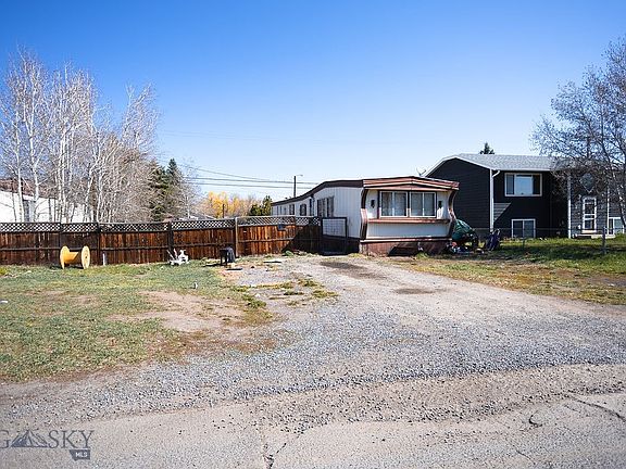 3rd image of 1515 Schley Ave