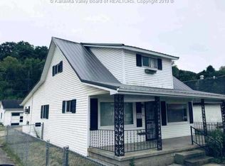 3413 4th Ave, Huntington, WV 25702