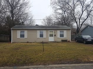 1616 Hedge Rd, Champaign, IL 61821