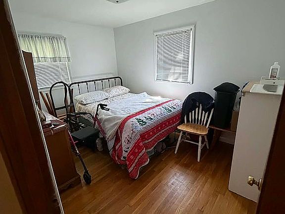 5th image of 171 Reedy St