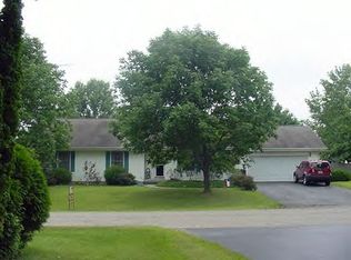 5 Timber Ridge Ln, Marshall, IL 62441