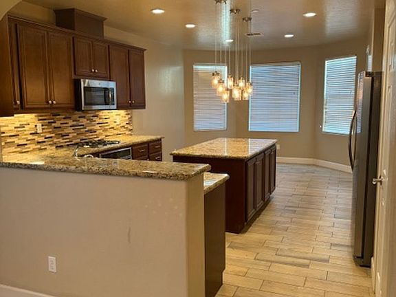 2nd image of 1168 W Branch Ct