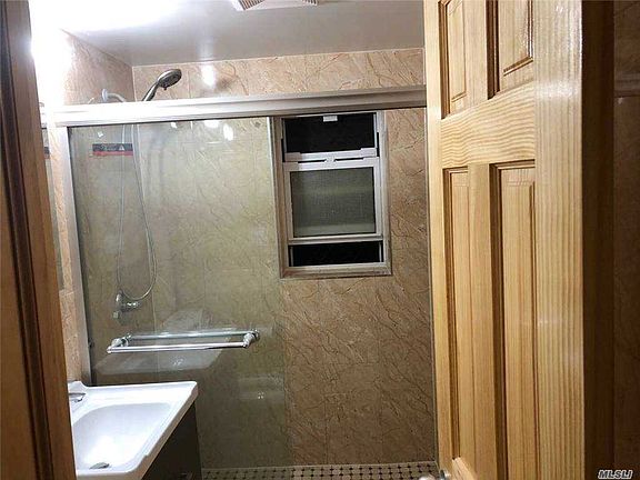 4th image of 173-15 Booth Memorial Ave Floor 1