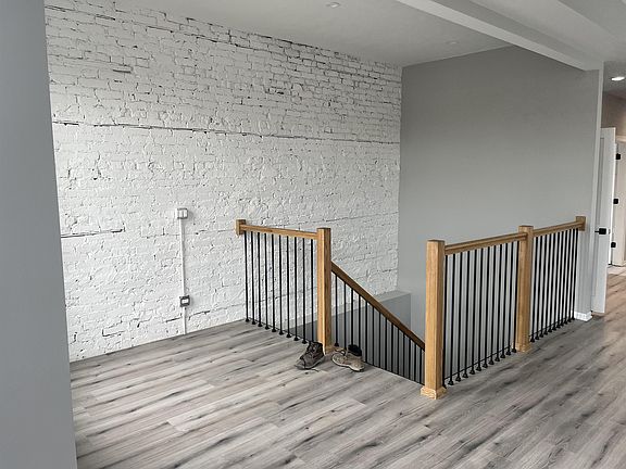 4th image of 1647 N Fairfield Ave #3F